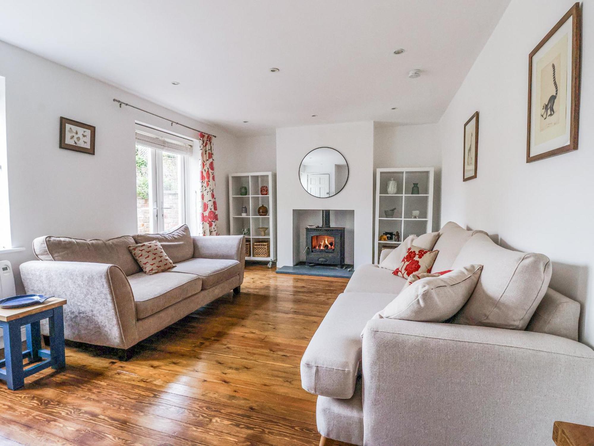 Pear Tree Cottage - York — Photos 1